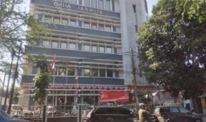 Ini Catatan Pengamat Ekonomi Soal Kinerja Melempem BUMD Jabar, Rekrutmen Pimpinan Cenderung Politis Ini Catatan Pengamat Ekonomi Soal Kinerja Melempem BUMD