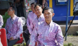 Kini Pramudi BisKita Transpakuan Gunakan Seragam Batik