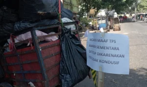 100 Persen TPS di Kota Bandung Overload, Pemkot Ambil Langkah Sporadis 100 persen TPS di Kota Bandung telah overload, imbas terbakarnya TPAS Sarimukti.