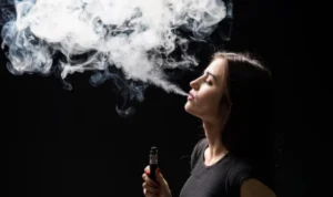 Viral di TikTok Paru-Paru Wanita Rusak Akibat Vape, Ini Ceritanya