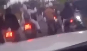 Video Mobil Bubarkan Tawuran Viral di Medsos, Banjir Like dan Komentar