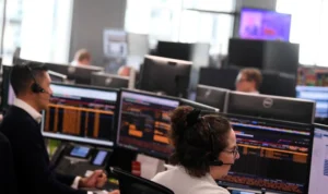British Stocks Fall Again, FTSE 100 Index Slumps 1.36 Percent