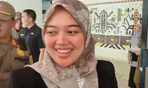 Wakil Gubernur Lampung Mengundurkan Diri Demi Pencalonan DPR RI: Chusnunia Chalim (Nunik), Wakil Gubernur Lampung, telah secara resmi mengajukan pengunduran diri dari jabatannya.