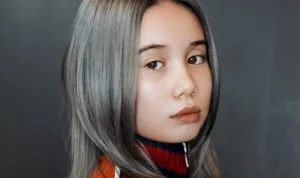 Mantan Manajer Lil Tay Tidak Percaya Kabar Peretasan dan Kematian, Sebutnya "Mengada-ada" Harry Tsang, mantan manajer Lil Tay, mengungkapkan keraguan mendalamnya terhadap klaim bahwa akun media sosial rapper remaja itu diretas dan mengumumkan kematian.