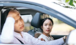 Daftar Sanksi untuk Pengendara Lawan Arus, Yuk Ketahui di Sini!