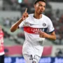 Striker Paris Saint-Germain (PSG) Hugo Ekitike, menjadi incaran selanjutnya AC Milan.