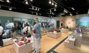 TAK KALAH BERSAING: Salah satu produk lokal Kota Bandung yang dipamerkan melalui pasar kreatif 2023.
