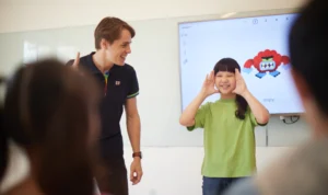 Bisnis Kerja Sama Lisensi EF Kids & Teens Dorong Potensi Pengembangan SDM Unggul Melalui Bidang Pendidikan