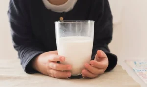 Apa itu Oat Milk, Apa Kelebihan Dibanding Susu Sapi? Simak di Sini