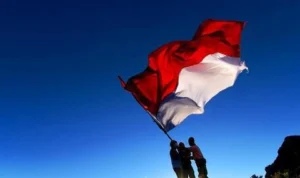 70 Caption Kemerdekaan HUT ke-78 RI: Jejak Perjuangan Bangsa yang Dikenang Berikut adalah 70 contoh caption kemerdekaan yang penuh makna dan inspirasi. bisa kamu pakai untuk postingan instagram