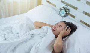 Kenali Jenis Makanan yang Bantu Mengatasi Insomnia, Auto Tidur Nyenyak!
