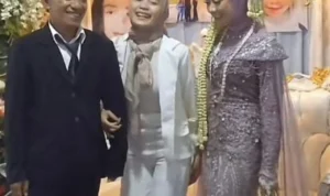 Gadis Bandung, Nikahi Ayah Sahabatnya, Beda Usia 33 Tahun Gadis Bandung, Nikahi Ayah Sahabatnya, Beda Usia 33 Tahun