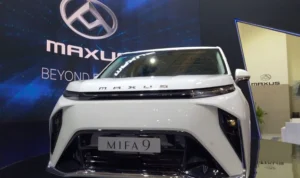 Mobil MPV premium maxus mifa 9