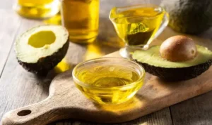 Khasiat Minyak Alpukat untuk Kulit Anda