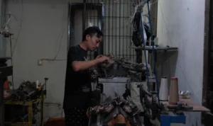 pelaku UMKM asal Kota Bandung berhasil melakukan ekspor produk fashion ke Malaysia dan Singapura berkat program Ekspor Shopee.