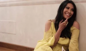Penyanyi Anggun telah menjalani perjalanan luar biasa selama dua dekade di panggung musik Italia.