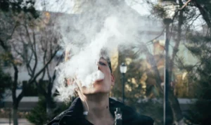 7 Tips Mengatasi Kecanduan Vape, Langkah Kembali ke Hidup Sehat