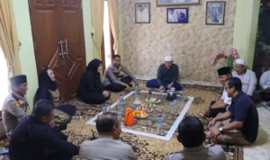 Kapolda Jabar Silaturahmi ke Pondok Buntet Pesantren dan Ponpes Khas Kempek