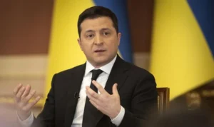 Presiden Volodymyr Zelensky dengan penuh sukacita mengumumkan bantuan penting yang diterima oleh Ukraina dalam bentuk jet tempur F-16 dari Denmark dan Belanda untuk menghadapi krisis invasi Rusia.