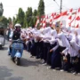 Meriah! Ridwan Kamil Hadiri Gebyar Desa Cirebon, Resmikan Tapal Desa Leuit Juara