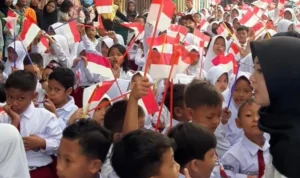 Seharian di Sumedang, Kunker Gubernur Jabar Beserta Istri Disambut Meriah oleh Warga