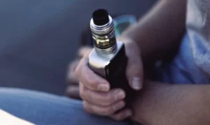 Ilustrasi bahaya Vape yang membuat remaja di Asutralia mengalami kolaps. (pexels)
