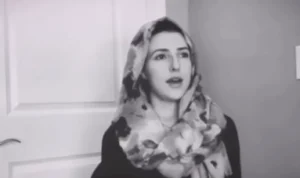 Video Penyanyi Cantik Jennifer Grout Ngaji Viral di TikTok, Netizen: Masyaallah Profil Jennifer Grout yang Viral di TikTok karena Suara Merdunya saat Ngaji