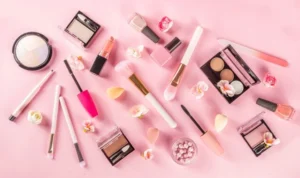 Wanita Wajib Tau Perbedaan Antara Makeup dan Skincare