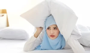 Ilustrasi ketika seseorang mendapatkan mimpi buruk sebagiknya melakukan hal-hal yang diajarkan Rosulullah. (freepik)