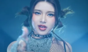 Tangkapan layar Youtube MV lagu Terbaru Tiara Andini berjudul Flip It Up.