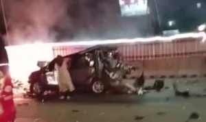 BREAKING NEWS: Kecelakaan Truk Sruduk Mobil dan Motor di Exit Tol Bawen Semarang, Korban Bergelimpangan di Jalan Kecelakaan beruntun yang terjadi di exit Tol Bawen, Solo-Semarang pada Sabtu (23/9) malam.