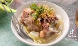 3 Mie Kocok Terenak di Bandung, Kuah Kental dan Aroma Nikmat Sajian mie kocok terenak di Bandung yang harus kamu coba (intagram @miekocokpersib)
