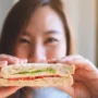 Rekomendasi Cara Merilis Stres Bagi Generasi Sandwich, Agar Tetap Sehat Mental ILUSTRASI: Cara Generasi sandwich merilis stress untuk menjaga kesehatan mentalnya. (freepik)