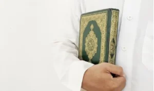 Pentingnya Membaca Basmalah Sebelum Mulai Aktifitas Ilustrasi pentingnya membaca basmalah saat akan memulai aktivitas. (freepik)