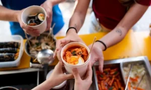 Melihat Kepribadian Seseorang dari Jenis Makanan Favoritnya, Pecinta Pedas Biasanya Suka Tantangan, Intip Kepribadian Kamu disini Ilustrasi makanan favorit yang ternyata bisa digunakan untuk melihat kepribadian seseorang (freepik)