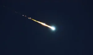 Viral ada Objek Terang yang diduga Meteor Jatuh di Bandung, ini Kata BRIN