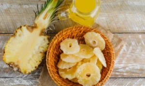 Dibuat Begini, Nanas Jadi Bisa Rontokkan Kanker Ilustrasi Nanas sebagai makanna yang ampuh rontokkan kanker (freepik)