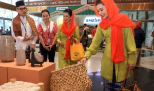 BRI Dukung UMKM Kriya Unggul pada Pameran Kriyanusa 2023 BRI menjadi sponsor resmi dalam kegiatan Dewan Kerajinan Nasional (Dekranas) dalam bentuk pemeran Kriyanusa 2023.