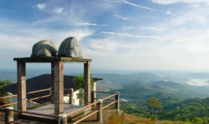 Batu Dua Sumedang, Wisata yang Lagi Hype untuk Pecinta Alam
