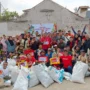 Coca-Cola Europacific Partners Indonesia (CCEP Indonesia) mengadakan gerakan bersih-bersih serentak dan berikan edukasi untuk pilah sampah