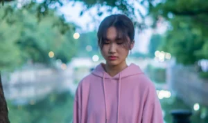 Singaporean Singer-songwriter Alicia DC Returns with New Single ‘bodyclock’ Singaporean Singer-songwriter Alicia DC Returns with New Single ‘bodyclock’