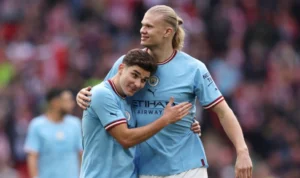 Duo Manchester City, Julian Alvarez dan Erling Haaland tengah menjadi incaran Real Madrid.