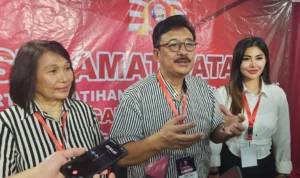 Wakil Ketua Umum RGN, Rudi S Kamri melayani wawancara awak media saat pendidikan dan pelatihan juru kampanye mandiri Hotel Grand Asrilia, Sabtu 9 September 2023.