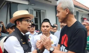 Ganjar Pranowo dan Ridwan Kamil saat melakukan pertemuan di Gedung Sate, Kota Bandung, baru-baru ini.