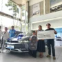Lewat Pembelian Creta dan Stargazer, Hyundai Cihampelas Bandung Serahkan Grand Prize IONIQ 5 Pada Pemenang