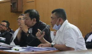 Dok. Salah satu terdakwa kasus suap proyek Bandung Smart City, Khairur Rijal saat menyampaikan pengajuan Justice Collaborator kepada Majelis Hakim. Selasa (13/9). Foto. Pandu Jabar Ekspres