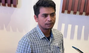 Soal Atribut Kampanye, Bawaslu Kabupaten Bandung : Boleh Sosialisasi Tapi Tidak Ada Unsur Citra Diri, Ajakan Dan Juga Visi Misi. Foto Agi Jabar Ekspres