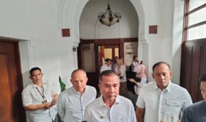 Manfaatkan Operasional KCJB, Pemprov Jabar Akan Gandeng UMKM