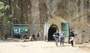 Goa Belanda di Taman Hutan Raya (Tahura) Ir. H. Djuanda, Bandung