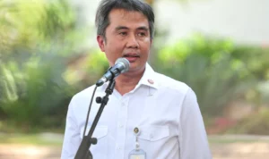 6 Pejabat Kepala Daerah Siap Dilantik, Bambang Tirtoyuliono Terpilih Jadi Pj Wali Kota Bandung Kadis DBPMR Jawa Barat Bambang Tirtoyuliono resmi ditunjuk oleh Kemendagri untuk menjabat sebagai Kepala Daerah Pj Wali Kota Bandung.